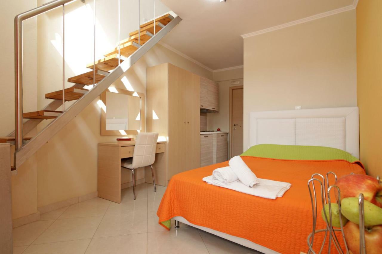 Mavridis Rooms Nikiti  Exterior photo
